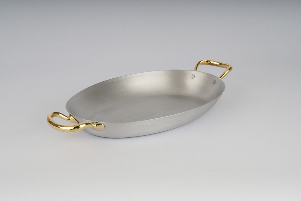 AP - Curved Oval Pan With Brass Handles- Brushed Aluminum