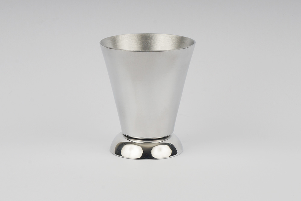 KAP-Conical-bowl-Ice-cream-fries-polished-aluminum